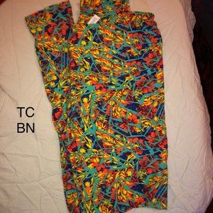 LULAROE LEGGINGS - TC MULTICOLOR DESIGN new